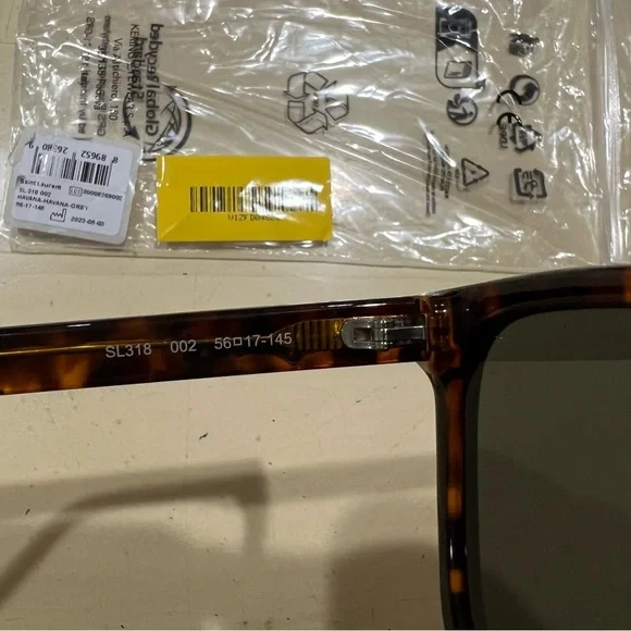 YSL Sunglasses - Picture 6 of 12